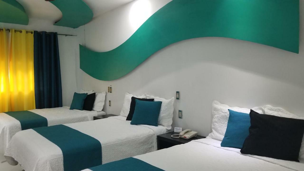 Hotel Dluxe 圣胡安－德洛斯拉戈斯 外观 照片
