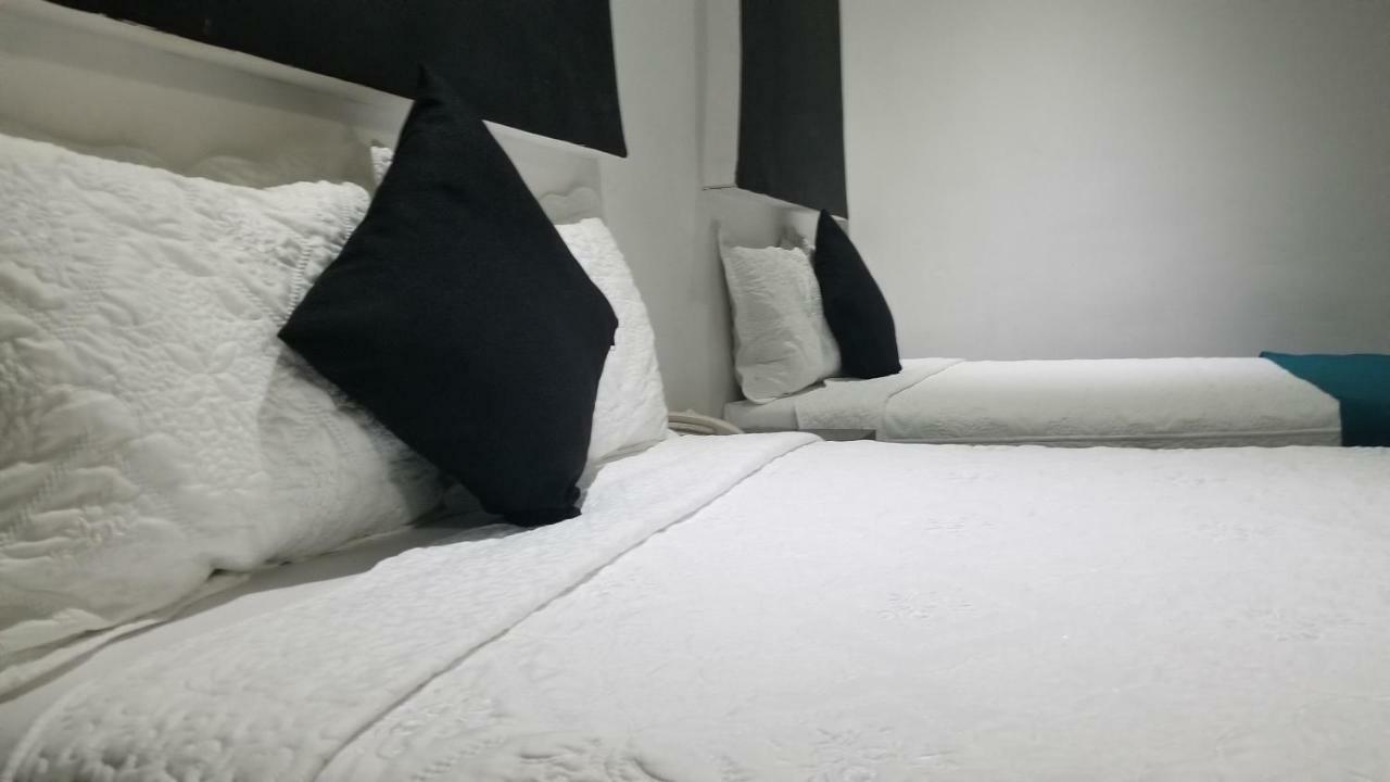 Hotel Dluxe 圣胡安－德洛斯拉戈斯 外观 照片