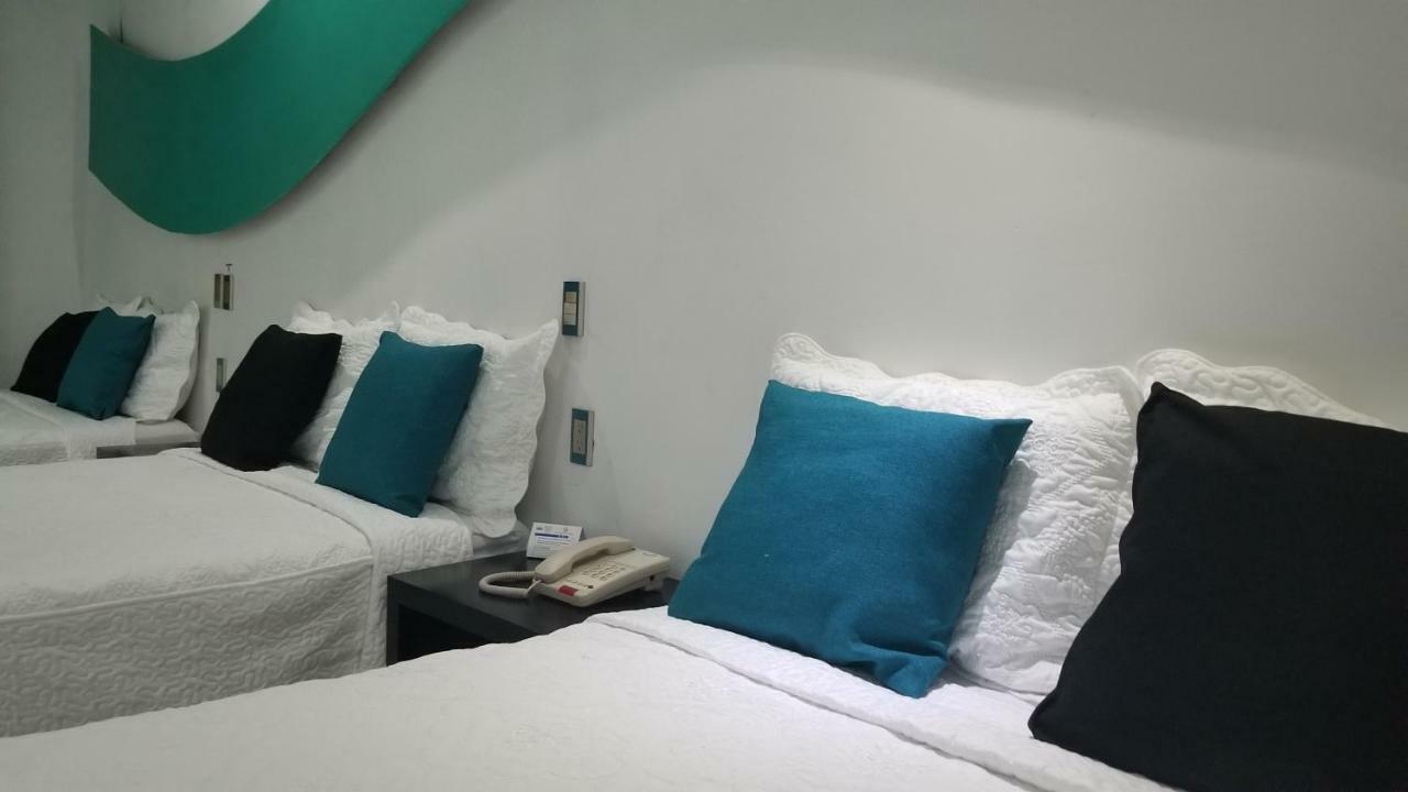 Hotel Dluxe 圣胡安－德洛斯拉戈斯 外观 照片