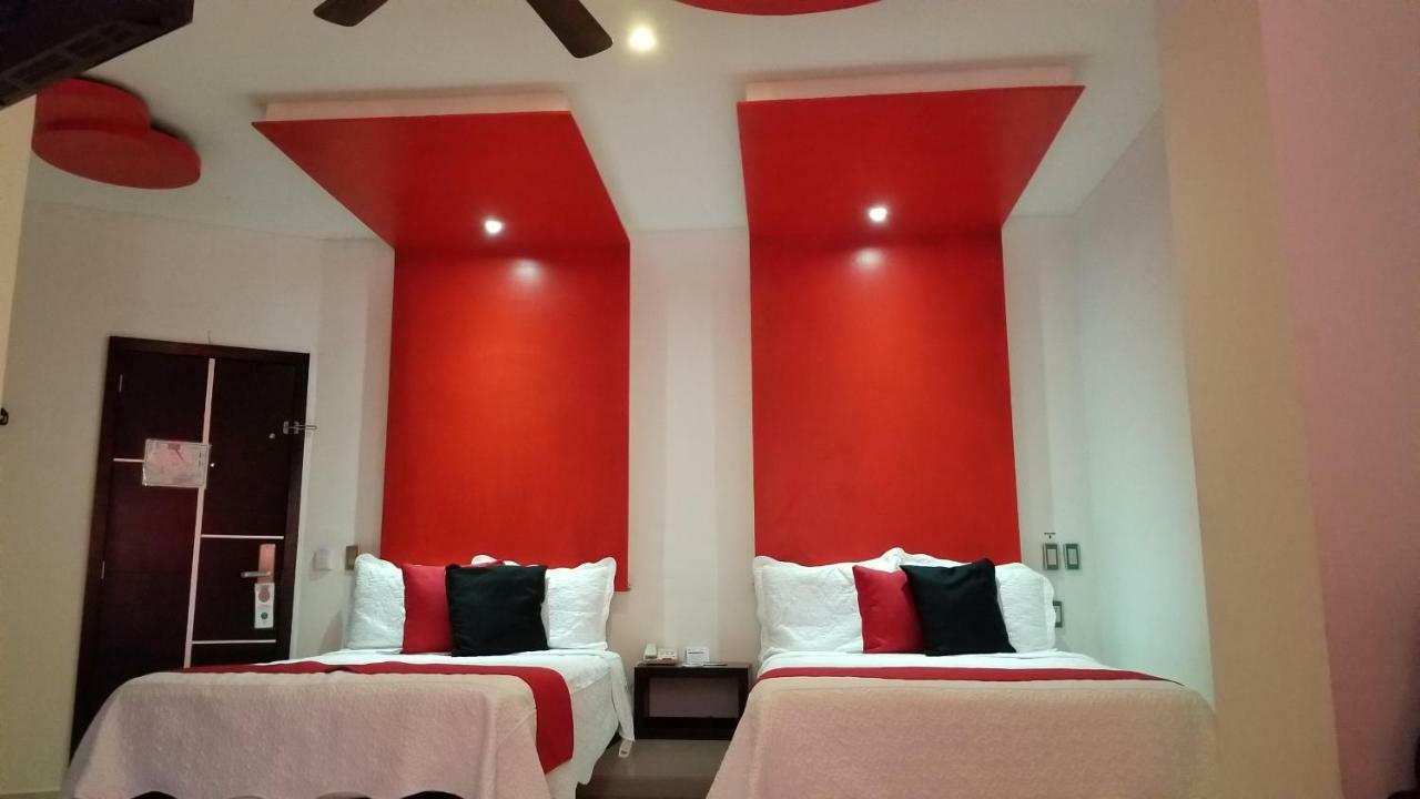 Hotel Dluxe 圣胡安－德洛斯拉戈斯 外观 照片