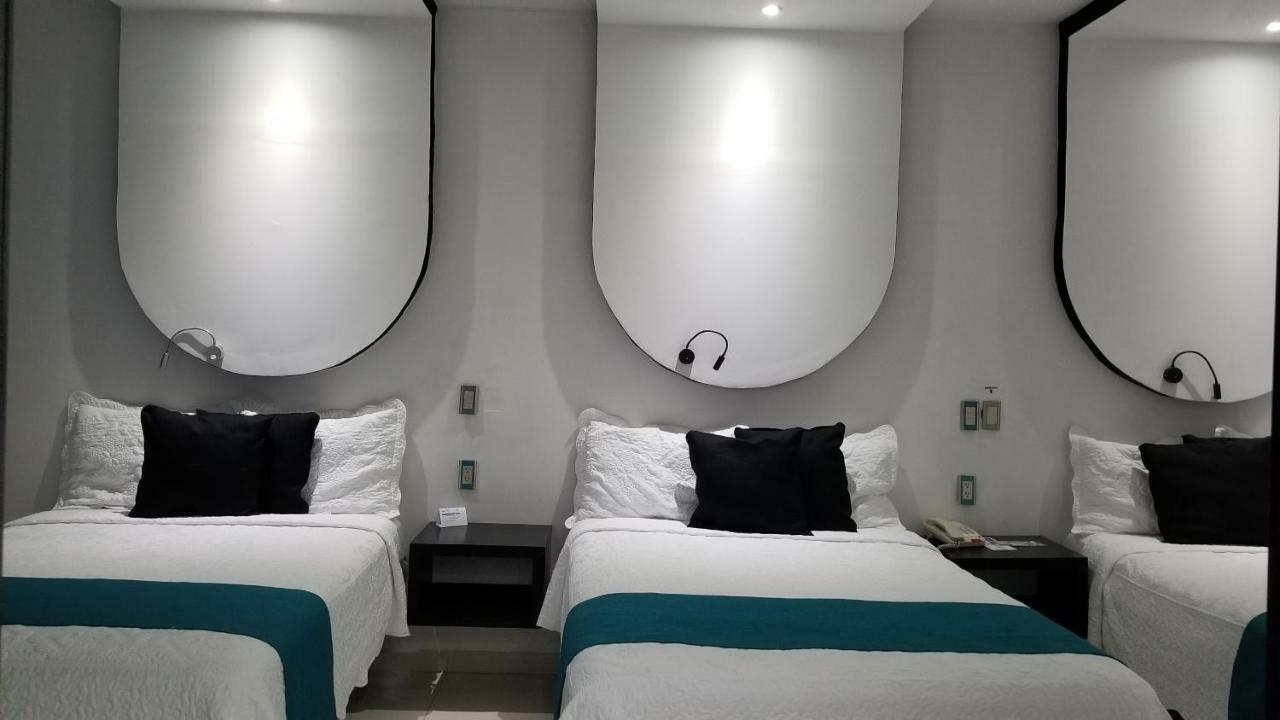 Hotel Dluxe 圣胡安－德洛斯拉戈斯 外观 照片